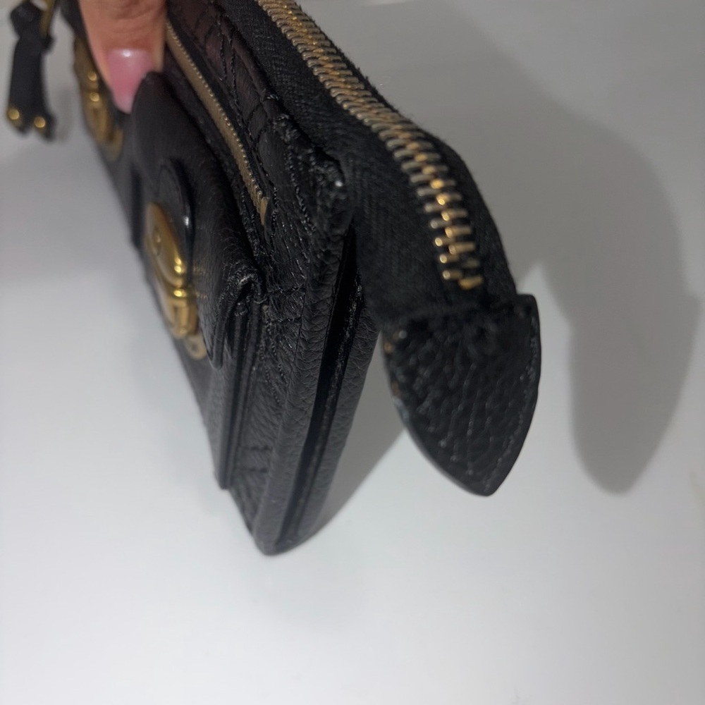 Marc Jacobs Black Wallet with Gold Hardware - Picture 4 of 6